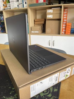 Laptop Dell Vostro 3530 | Core i7 1355U | Ram 16GB | SSD 512GB | 15.6 inch FHD