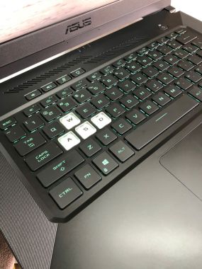 [Like New] Asus TUF Dash F15 FX516PM / Intel Core i7-11370H / Ram 16G / SSD 512GB / Card rời  RTX 3060 6G / Màn 15.6’’ icnh 2.5k 165Hz / Vỏ kim loại nhôm