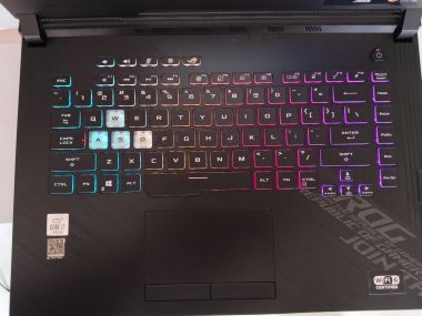 Asus R0G Strix G512LV i7 10870H | 16GB | 512GB | RTX2060 | 15.6