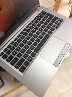 [ like New] Dell latitude 7400 / Intel Core i5-8265U / Ram 8G / SSD 256GB / Màn  14.0'' FHD / Vỏ  nhôm /   Card tích hợp Intel UHD Graphics 620