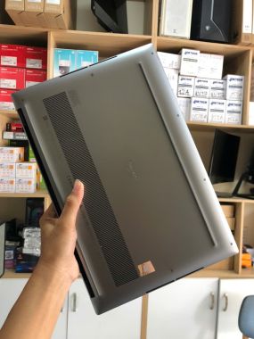 [Like New] DELL  Precision 5560 / Intel Xeon W-11955M /Ram 16G / SSD 512GB / Card rời RTXA2000 /  Màn hình  15,6