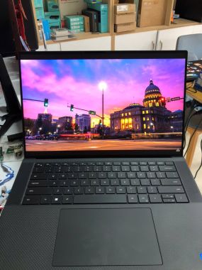[Like New] DELl Precision 5570 Intel Core i7-12800H / Ram 16G/ SSD 512GB/ Card RTXA2000 / Màn hình 15,6