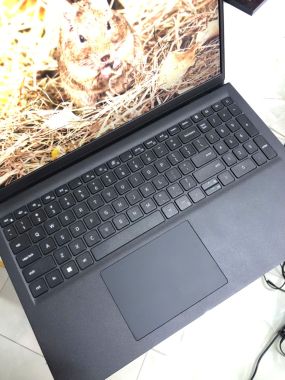 [Like New] Dell vostro 3530 /  Intel Core i5-1334U  / Ram 8G / SSD 256GB / Màn hình 15.6 icnh FHD / Vỏ nhựa cao cấp màu đen