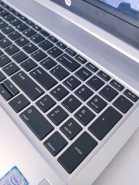 HP PROBOOK 450 G6 | i5-8265U | 16GB | 256GB | 15.6