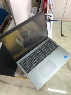 [Like New] Dell Vostro 5630 / Intel Core i5-1340P / Ram 8G /  SSD 256GB / Màn hình  16