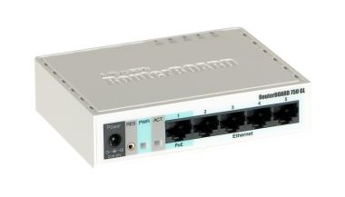 Router Mikrotik 750GL