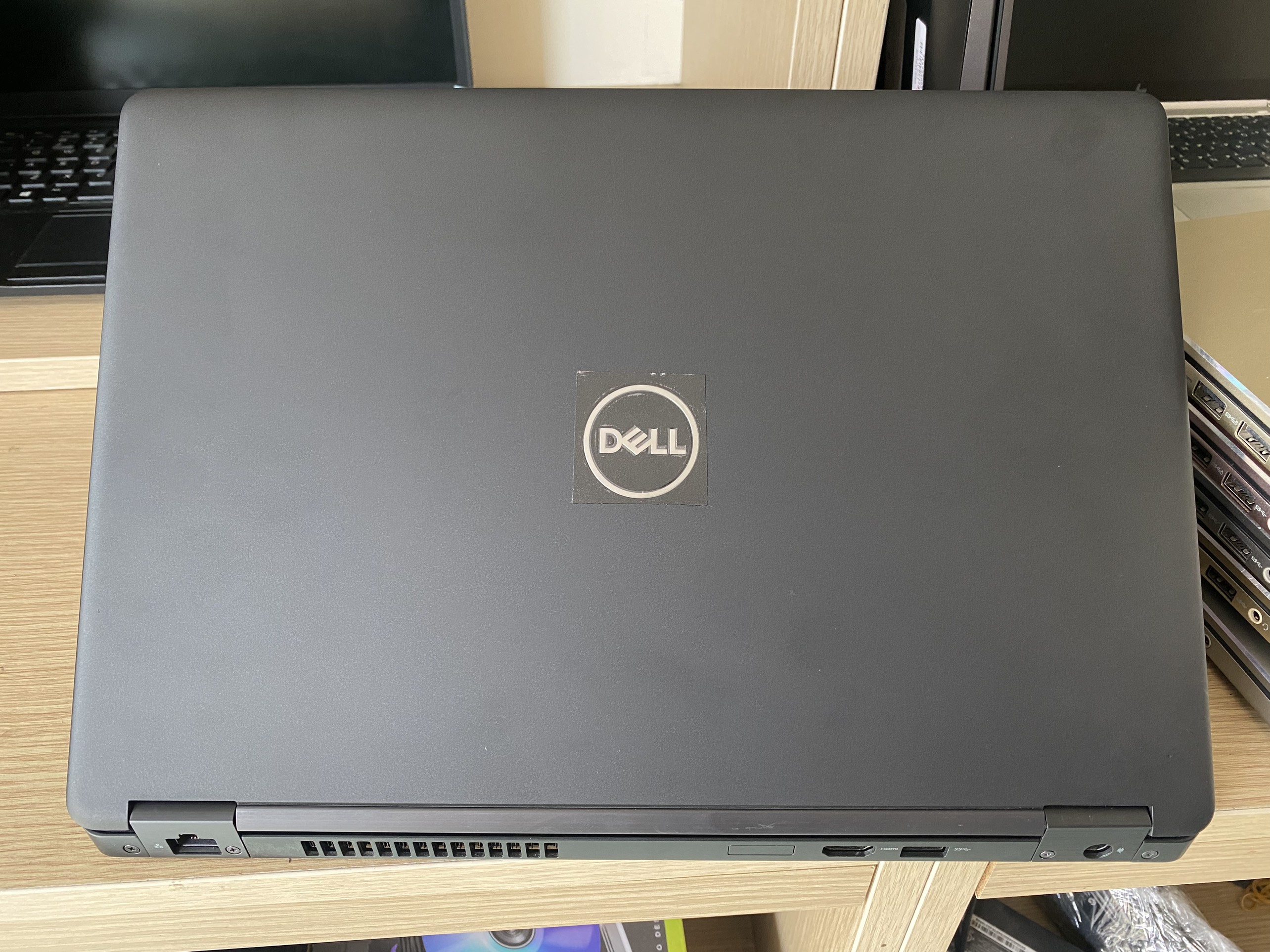 Dell Latitude 5480 Core I7-6600U/ 8Gb/ SSD 512Gb /Vga 930MX /14.1" FHD ...