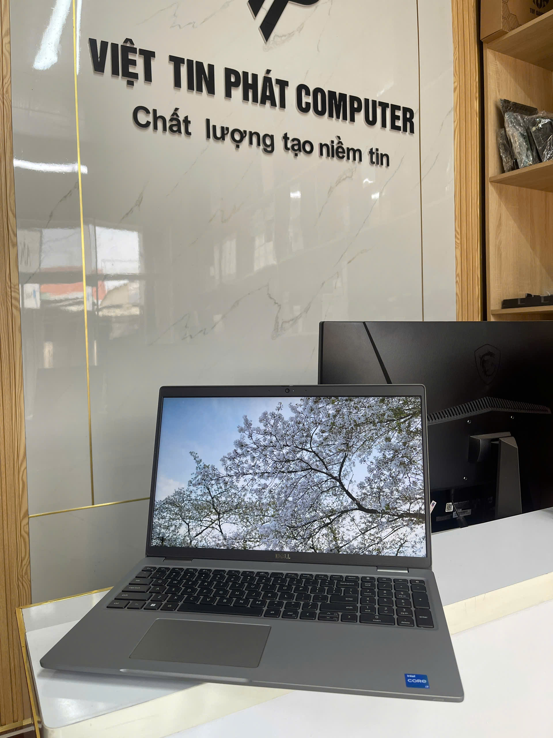 z7690879838418-bc118532c61a6b5970f80f7481036c61